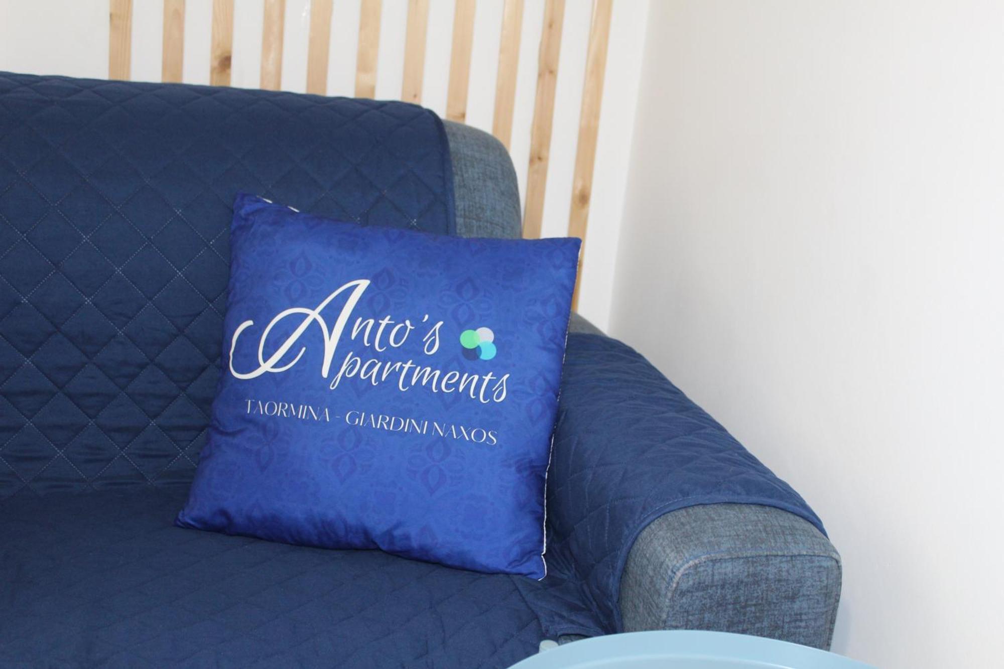 Anto'S Apartment - Giardini-Naxos Zewnętrze zdjęcie
