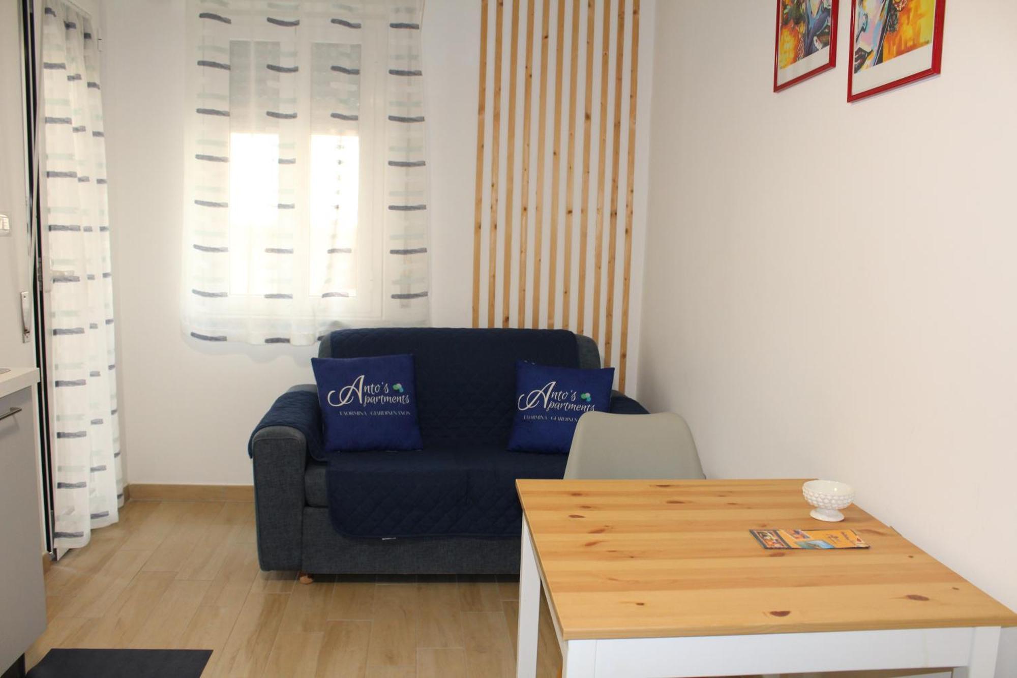 Anto'S Apartment - Giardini-Naxos Zewnętrze zdjęcie